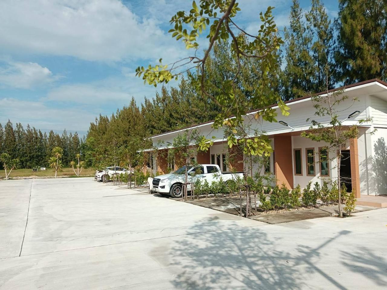 Three Bays Resort Прачуапкхирикхан Экстерьер фото